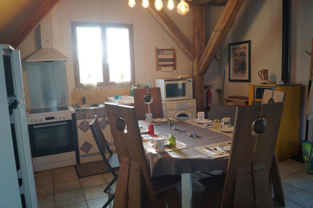 Gite De La Jument Grise Lescheroux Extérieur photo