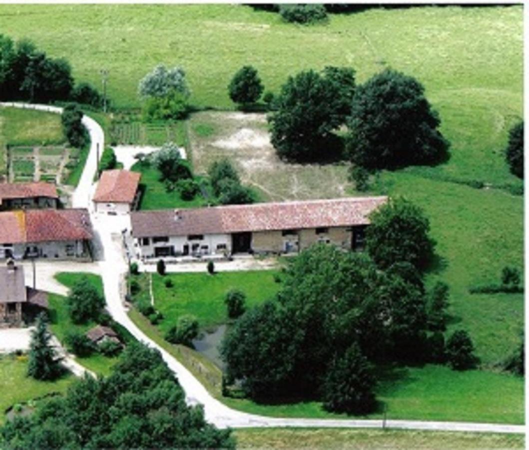 Gite De La Jument Grise Lescheroux Extérieur photo